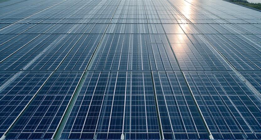 Large scale commercial solar array